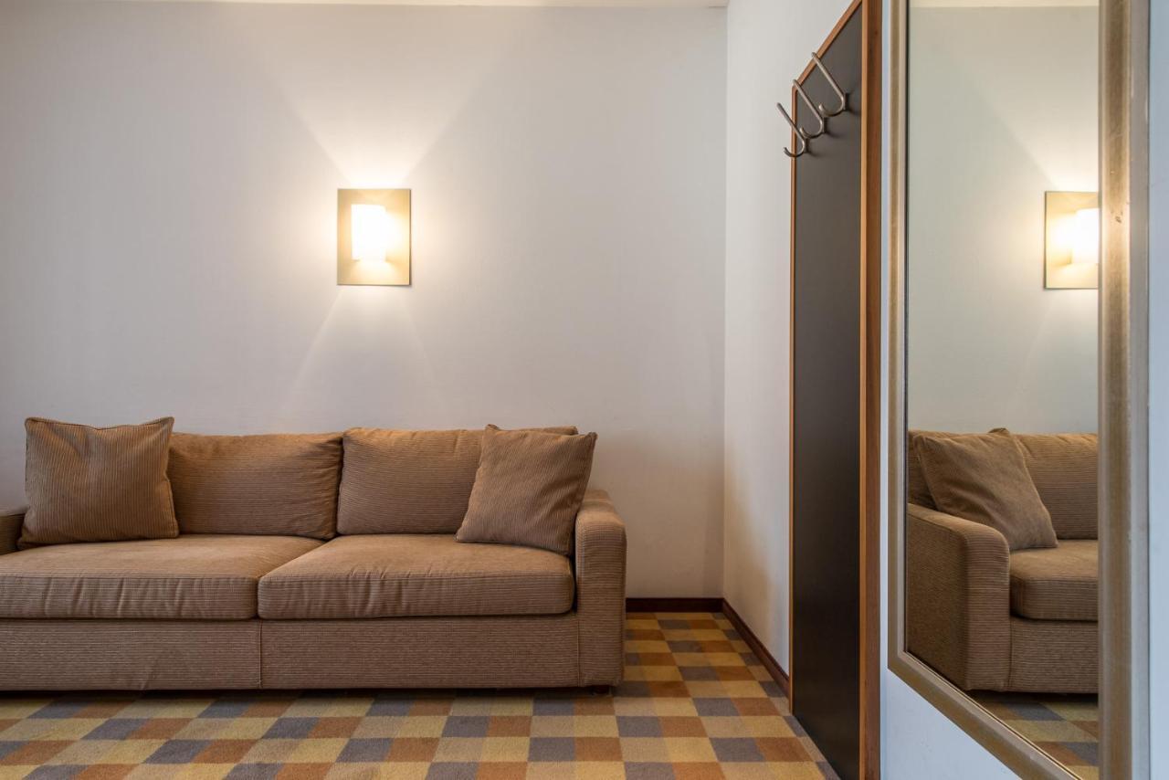 קמפו טורס Hotel Tubris מראה חיצוני תמונה