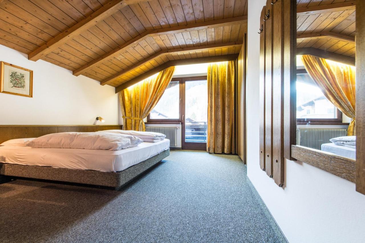 קמפו טורס Hotel Tubris מראה חיצוני תמונה